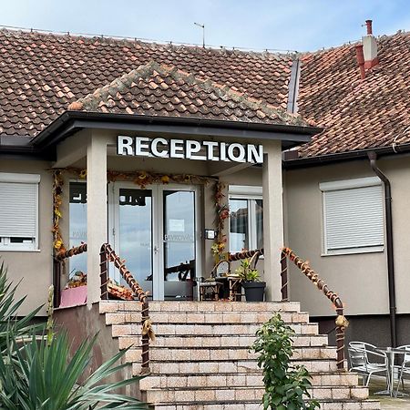 Motel Krnjevo Экстерьер фото